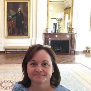 Meet your Posher, Leslie